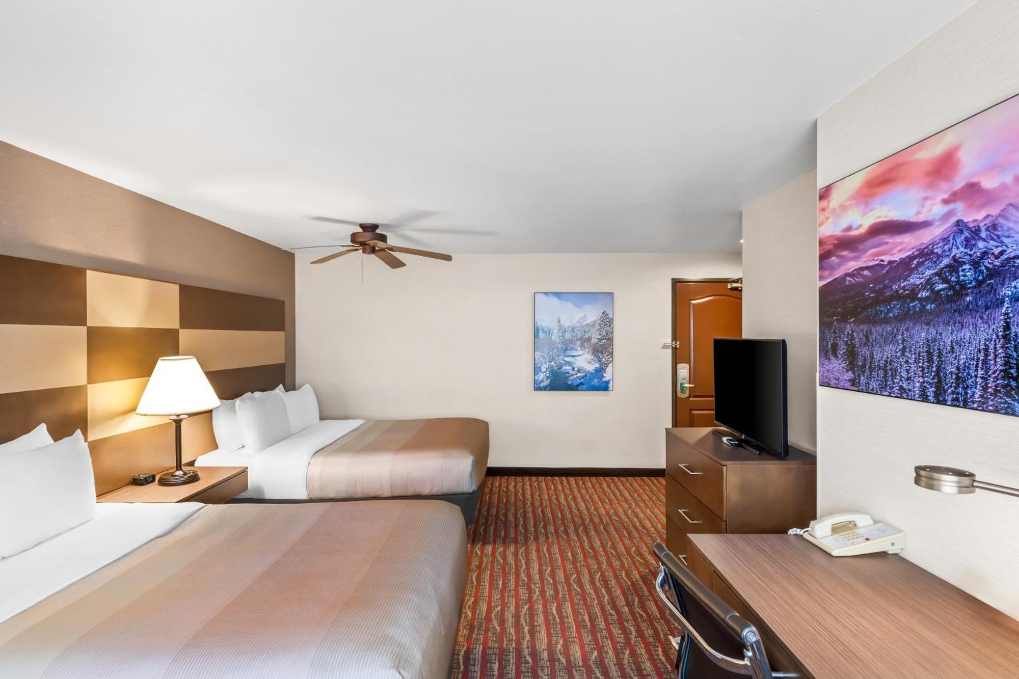 Queen Room with Two Queen Beds - Non-Smoking,1742886490:JPEG