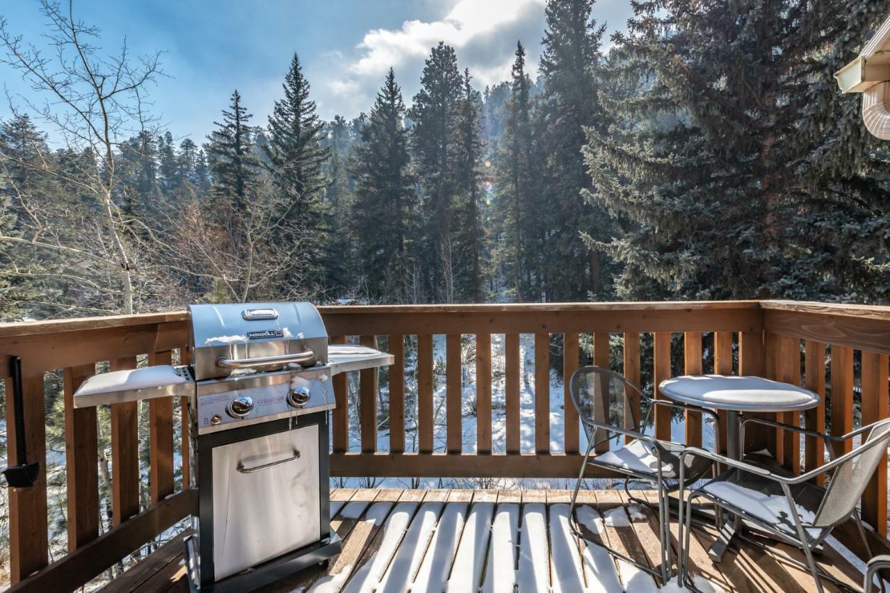 Riverview Suite End Unit